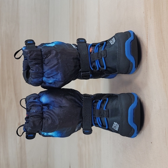 Stride Rite X Star Wars Made 2 Play 200 Gram Insulation Winter Sneaker B… - Picture 4 of 12